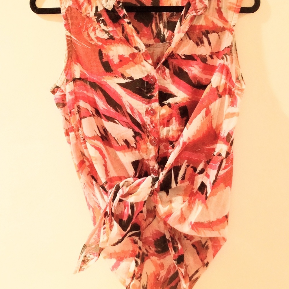 Posh paris botique sleeveless shirt